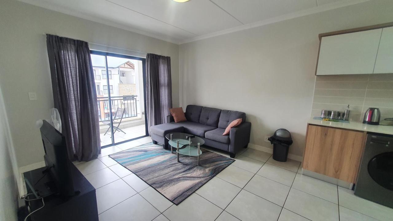 The Blyde Crystal Lagoon One Bedroom Apartment Pretoria-Noord エクステリア 写真